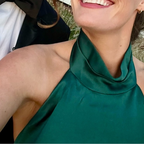 Jenny Yoo size 6 Nicole luxe satin halter dress in emerald. - Picture 3 of 4